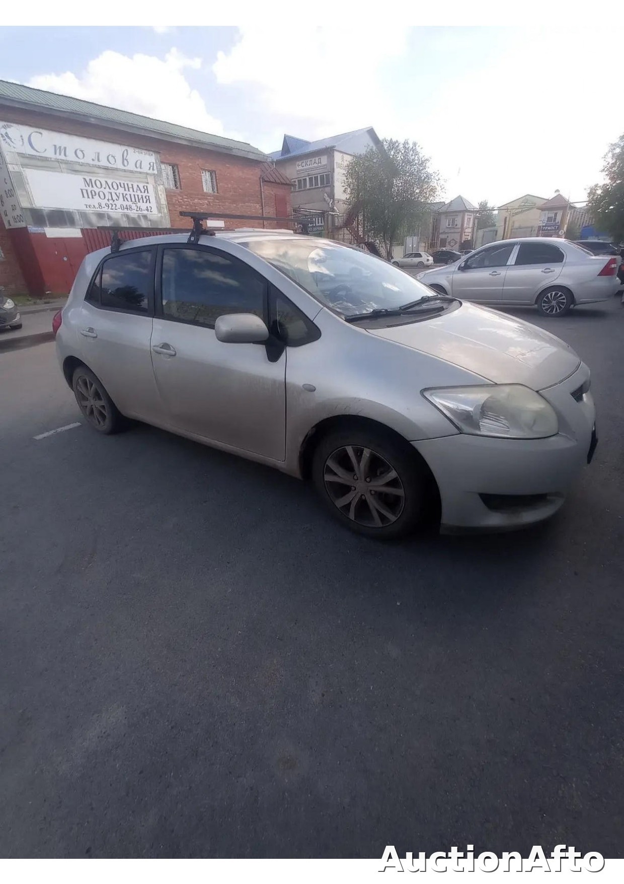 Toyota Auris 2009 год
