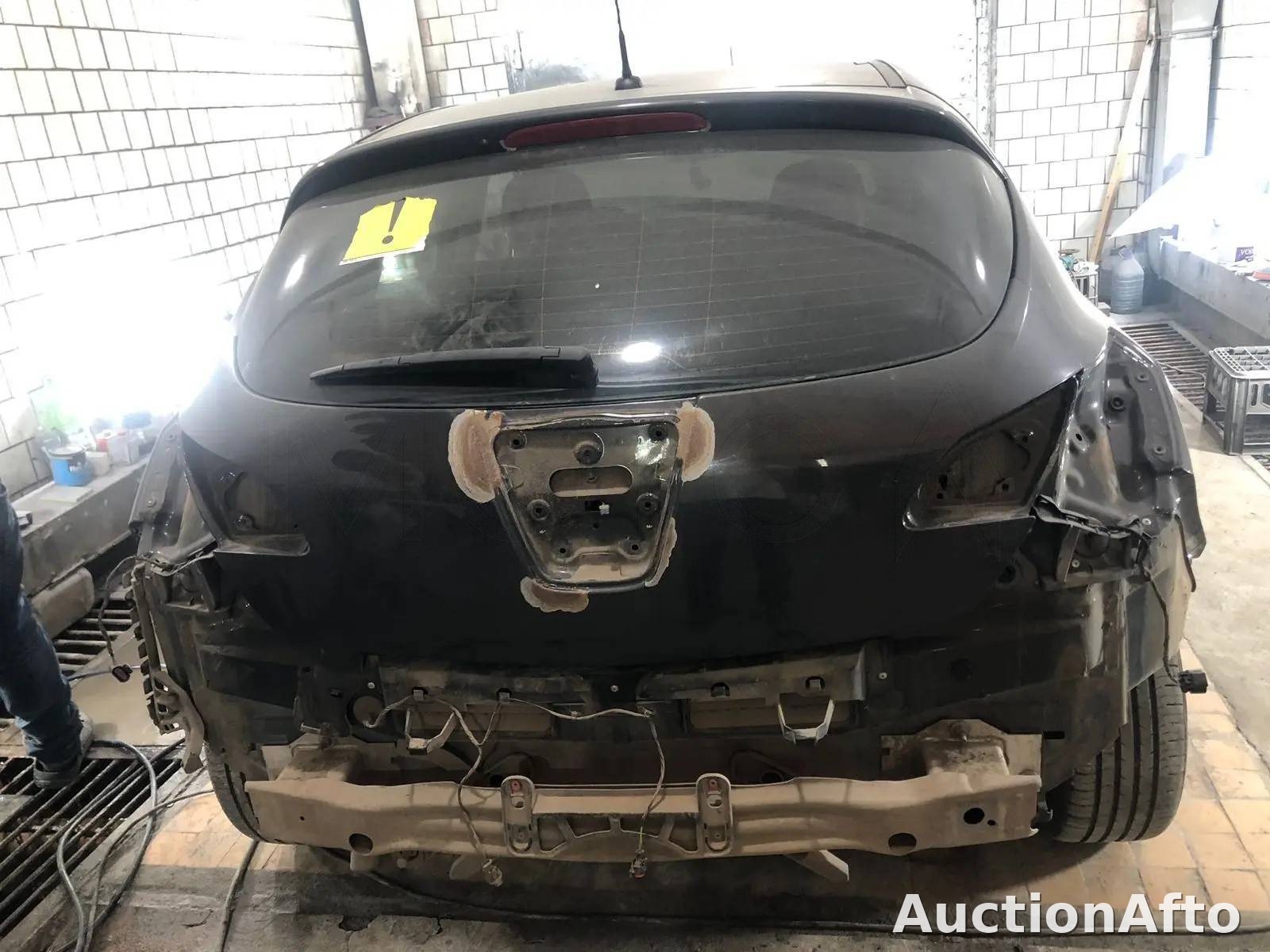 Opel Astra 2013 год