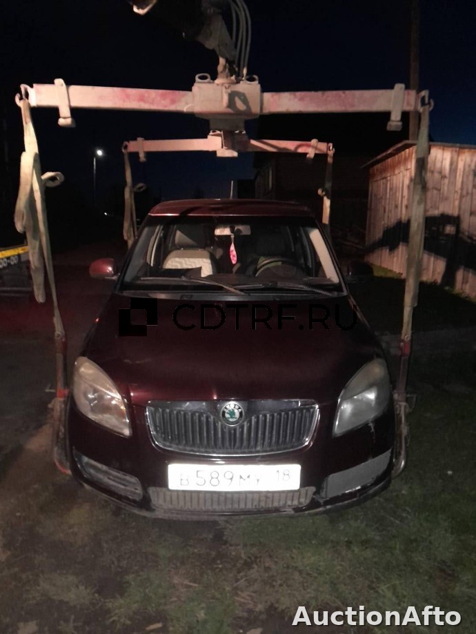 Skoda Fabia 2009 год