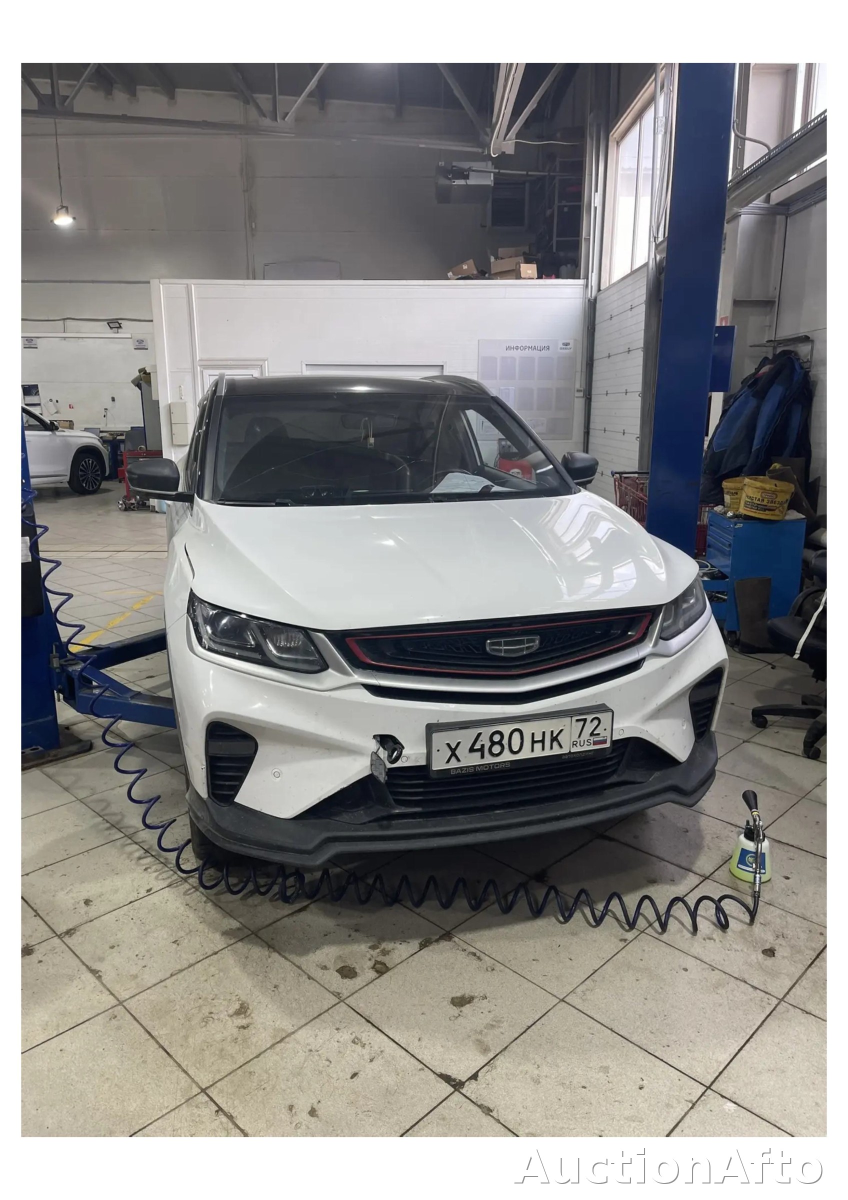 Geely Coolray 2022 год