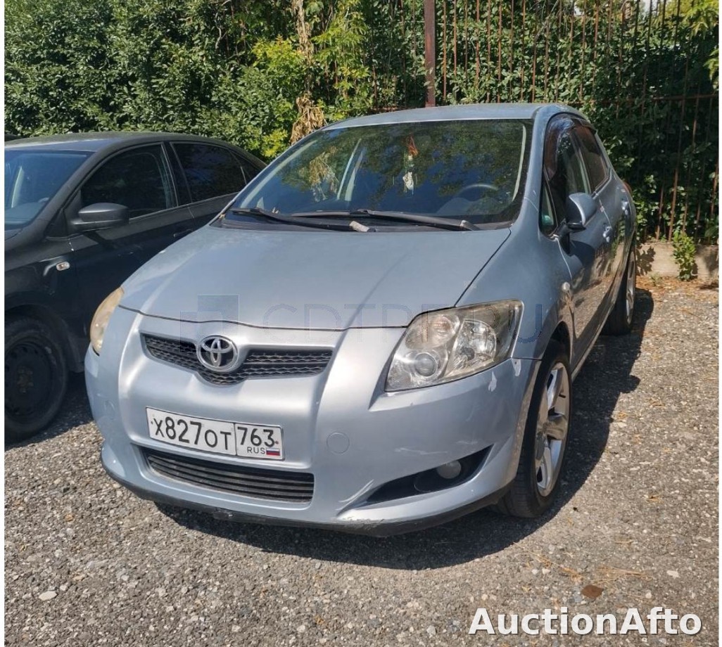 Toyota Auris 2007 год
