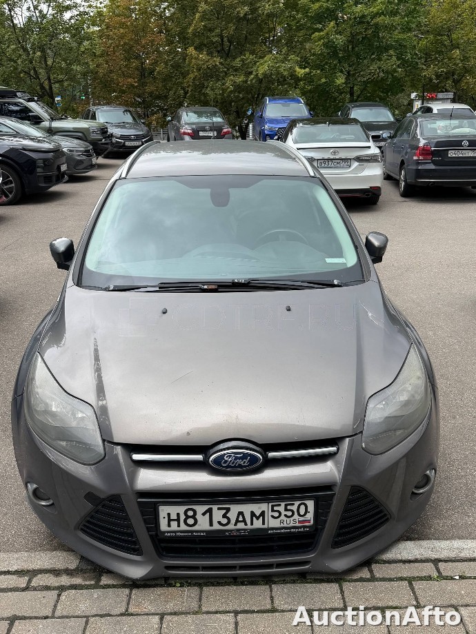 Ford Focus 2012 год