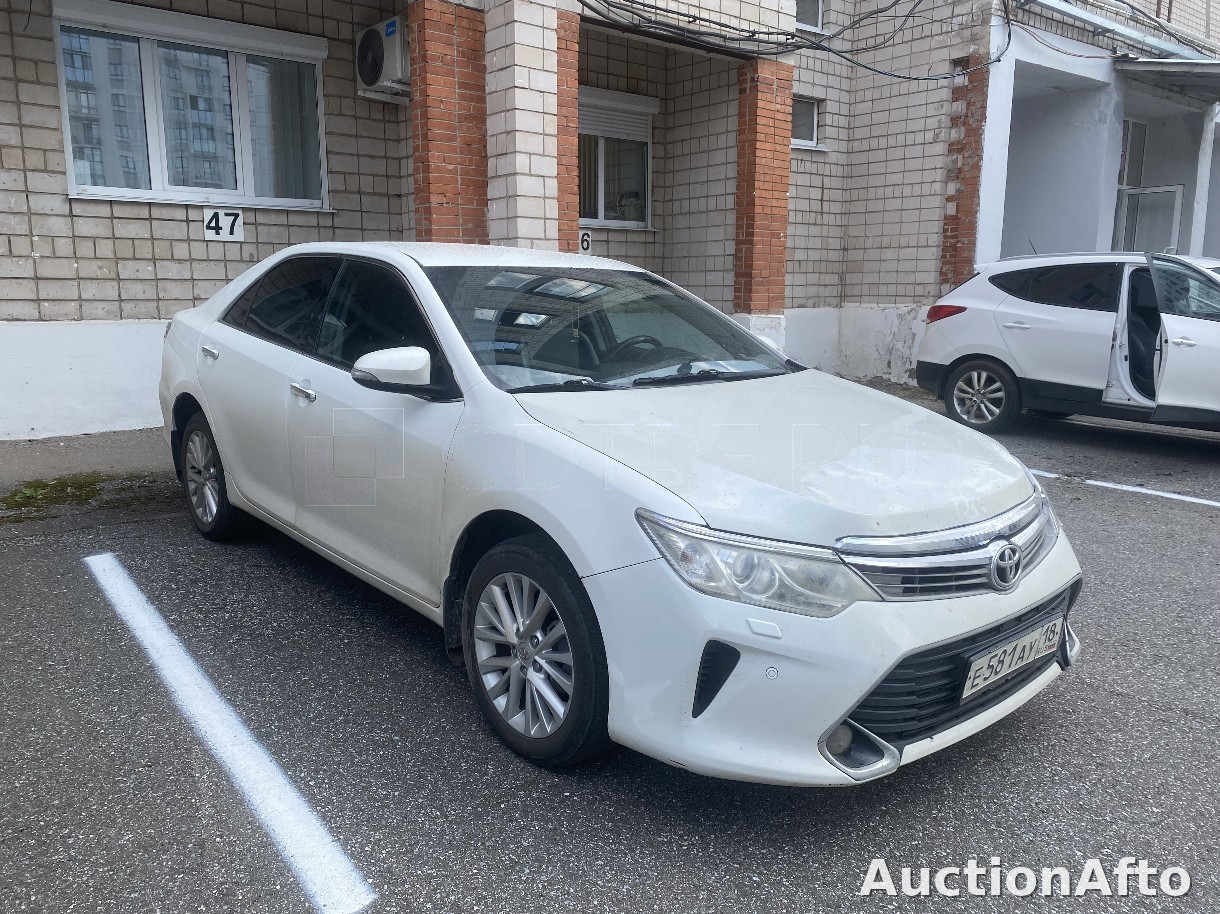 Toyota Camry 2014 год