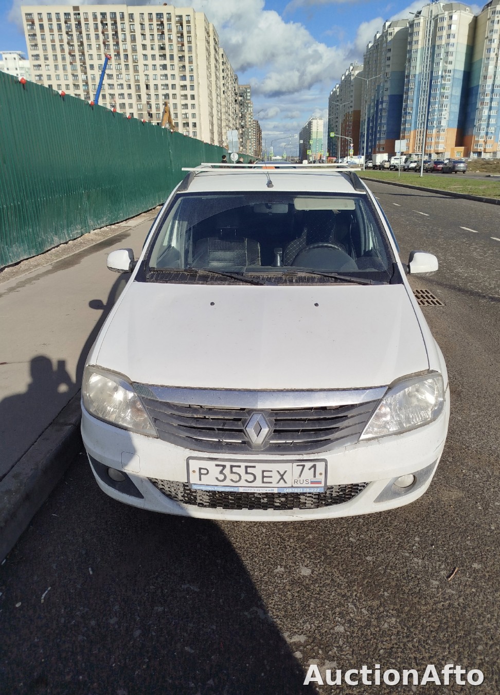 Renault Logan 2013 год