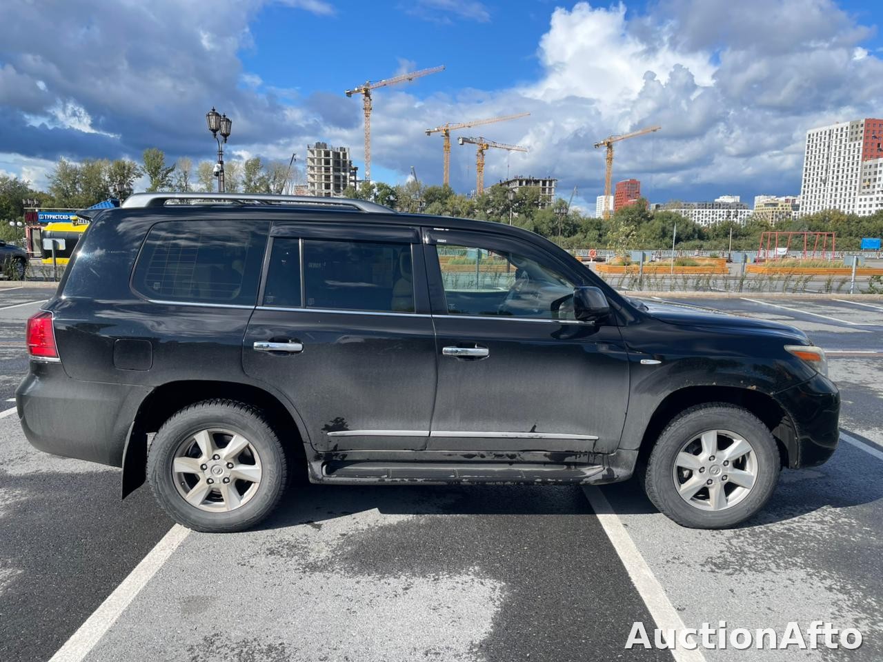 Lexus LX 570 2008 год
