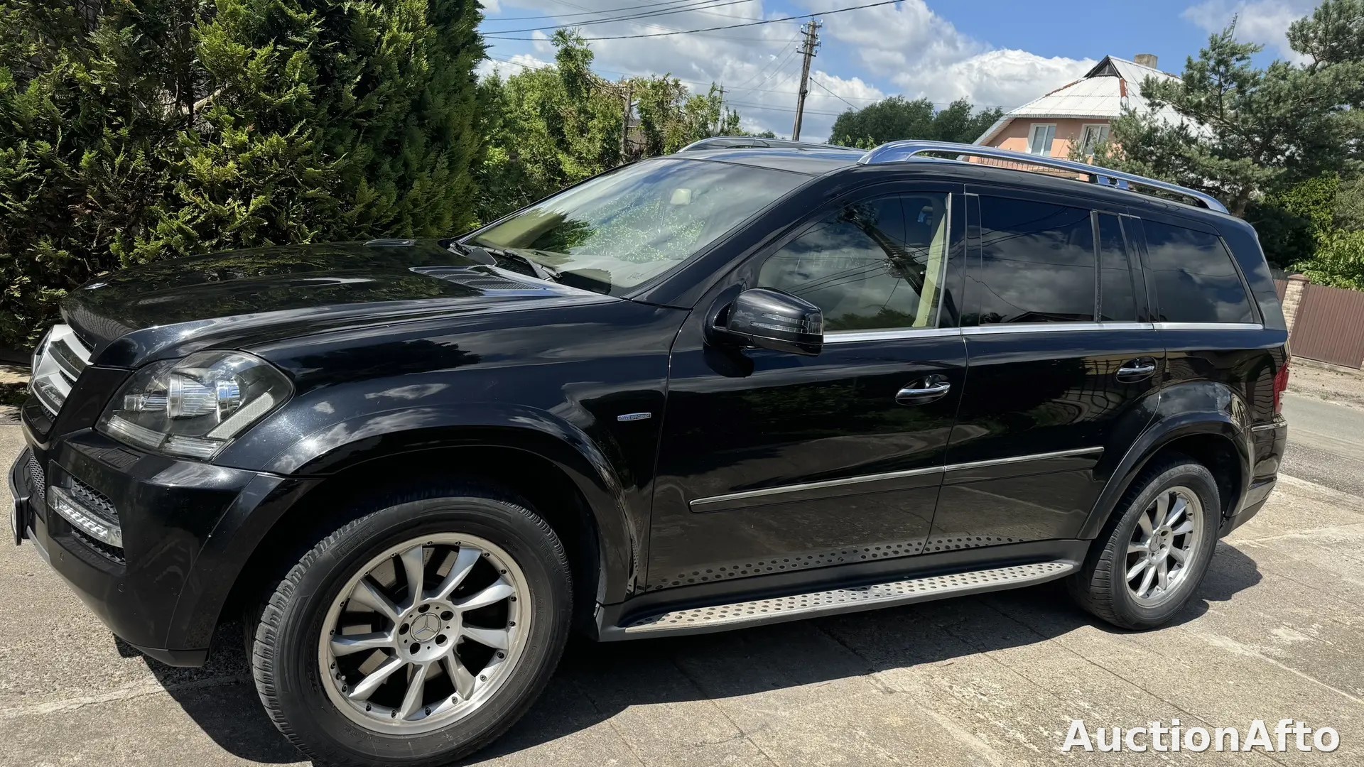 Mercedes-Benz GL350 2011 год