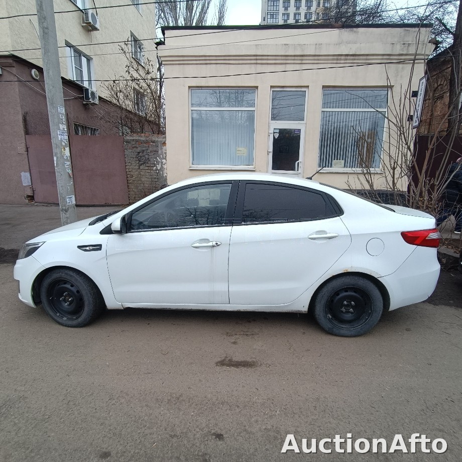 Kia Rio 2013 год