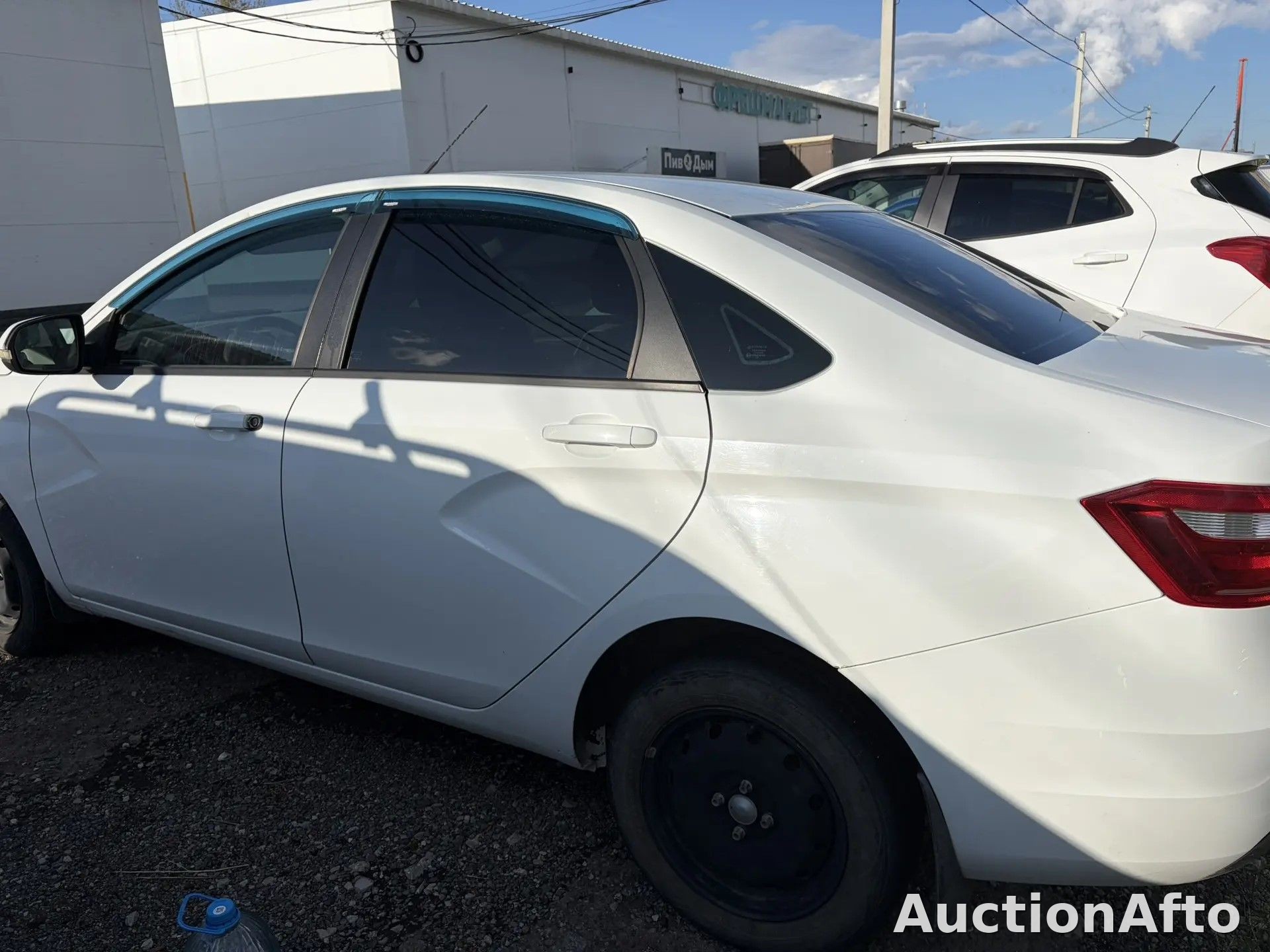 Lada Vesta 2016 год