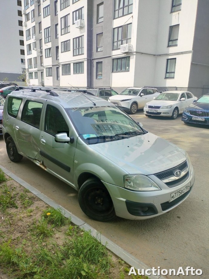 Lada Largus 2015 год