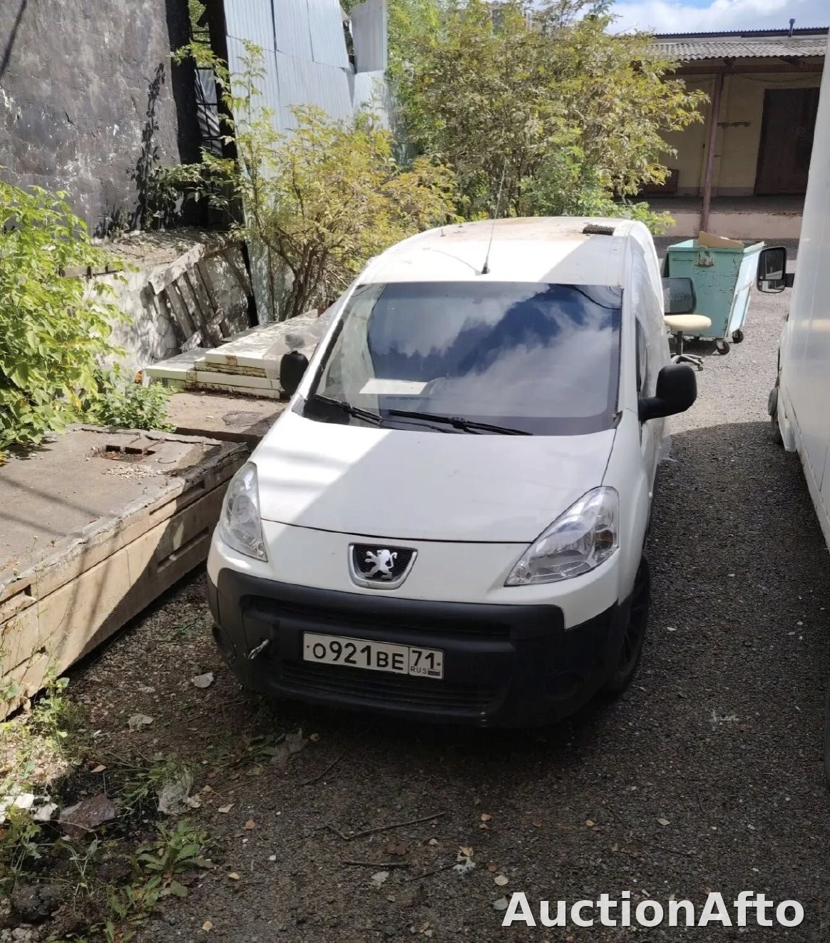 Peugeot Partner 2011 год