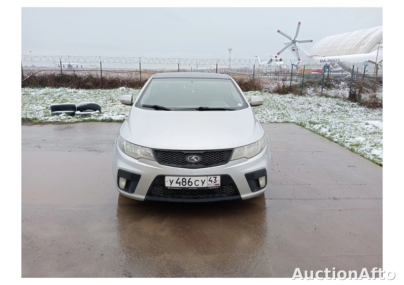 Kia Cerato 2011 год