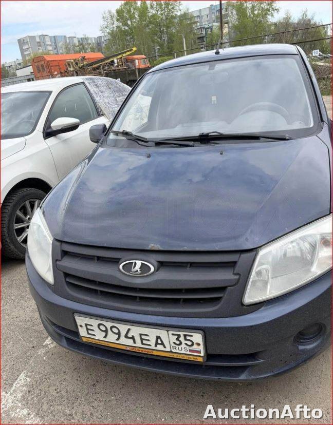 Lada Granta 2013 год