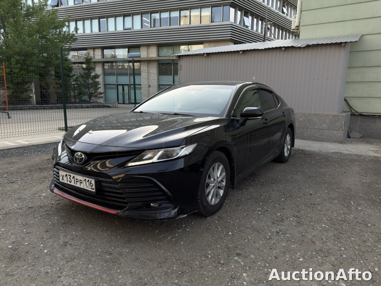 Toyota CAMRY 2021 год
