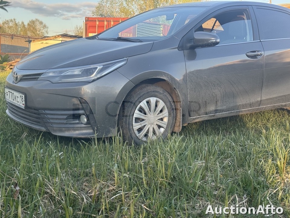 Toyota Corolla 2018 год