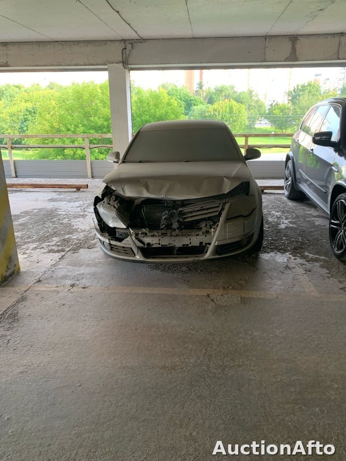 Volkswagen Passat 2010 год