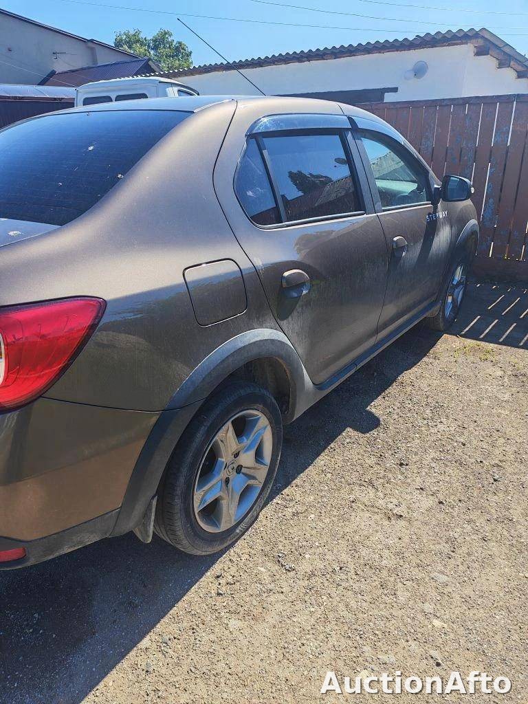 Renault Logan 2019 год