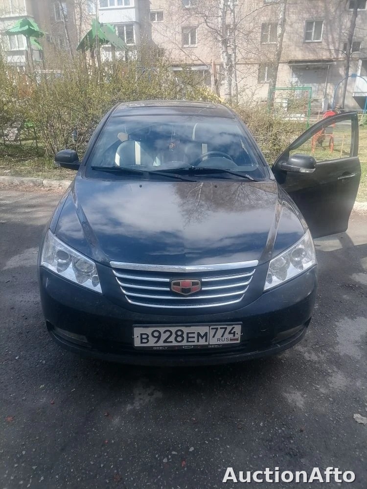 Geely Emgrand 2013 год