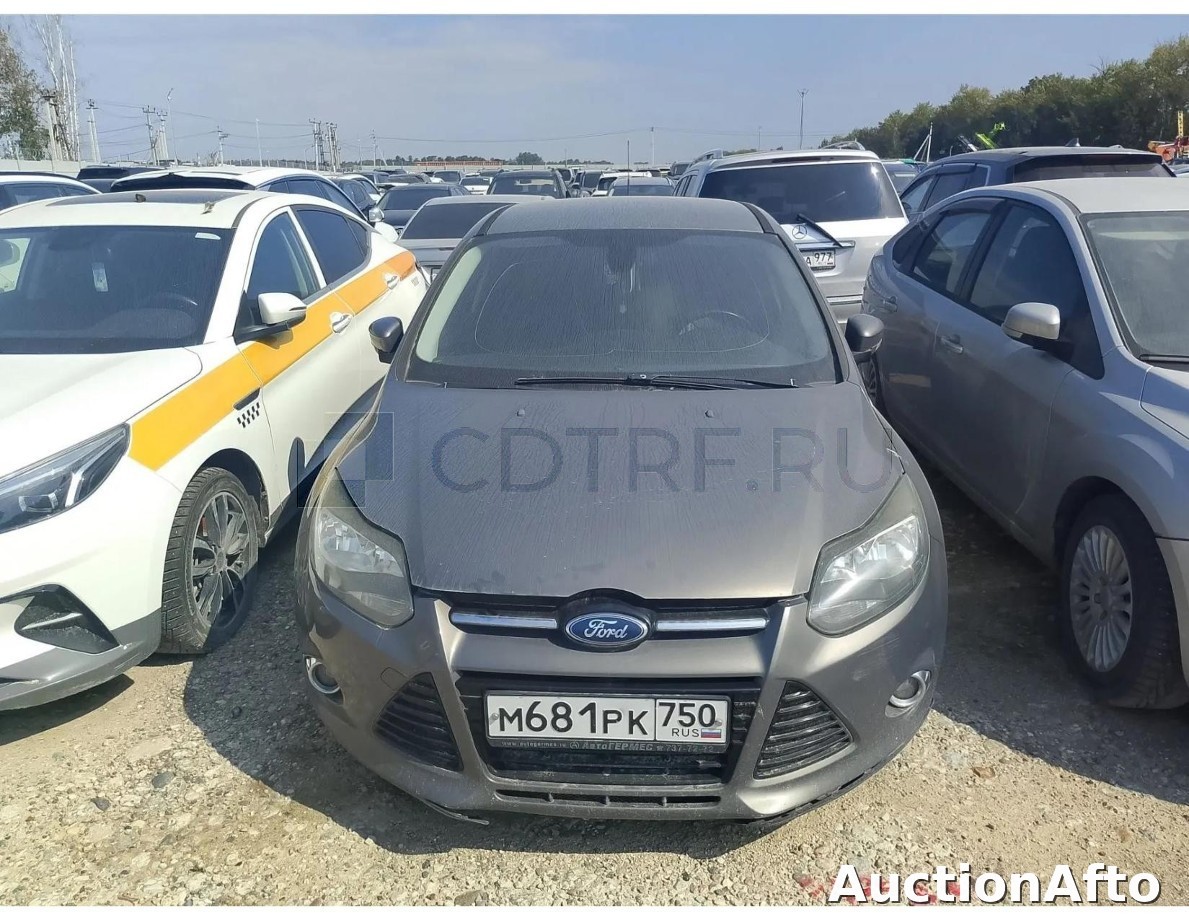 Ford Focus 2012 год