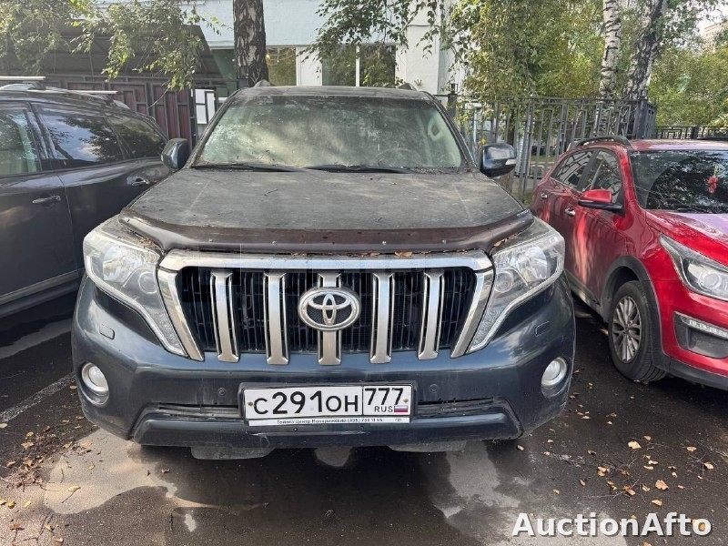 Toyota LAND CRUISER 150 PRADO 2015 год