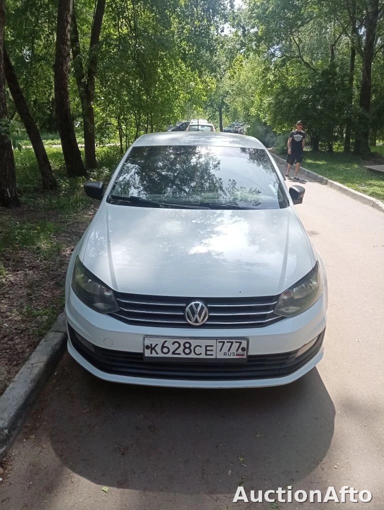Volkswagen Polo 2015 год