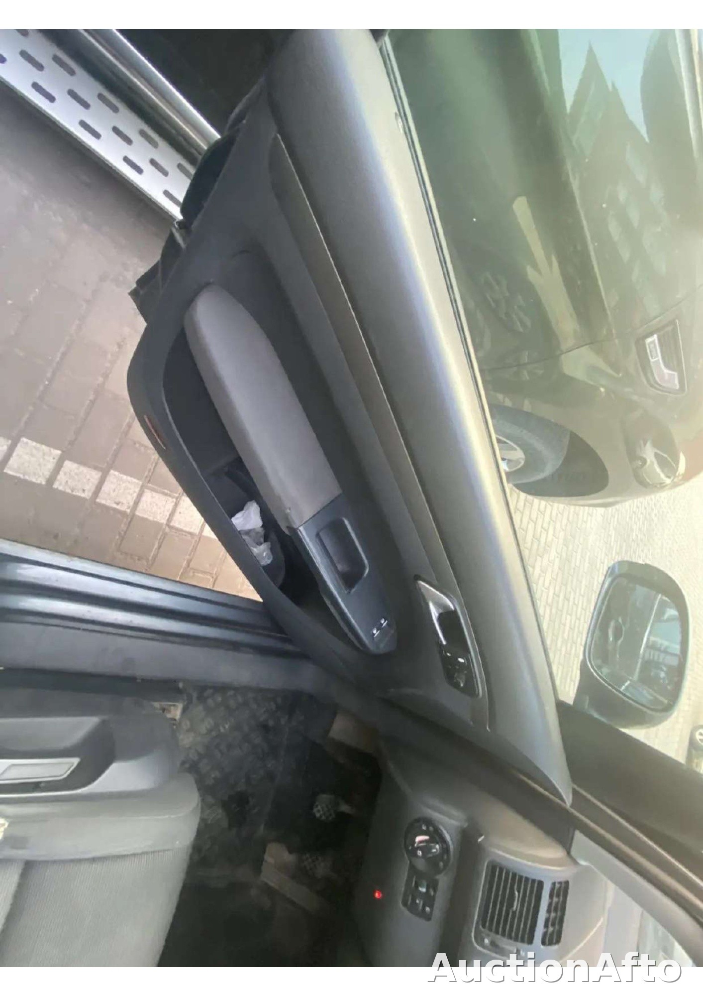Volkswagen Touran 2007 год