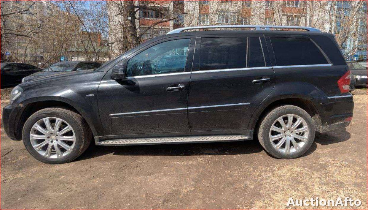Mercedes-Benz GL-Класс 2012 год