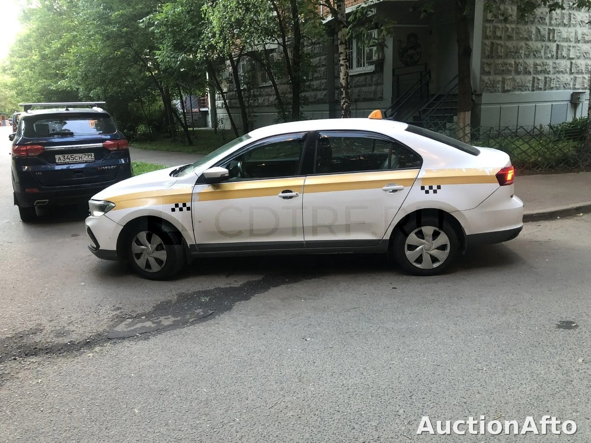 Volkswagen Polo 2021 год