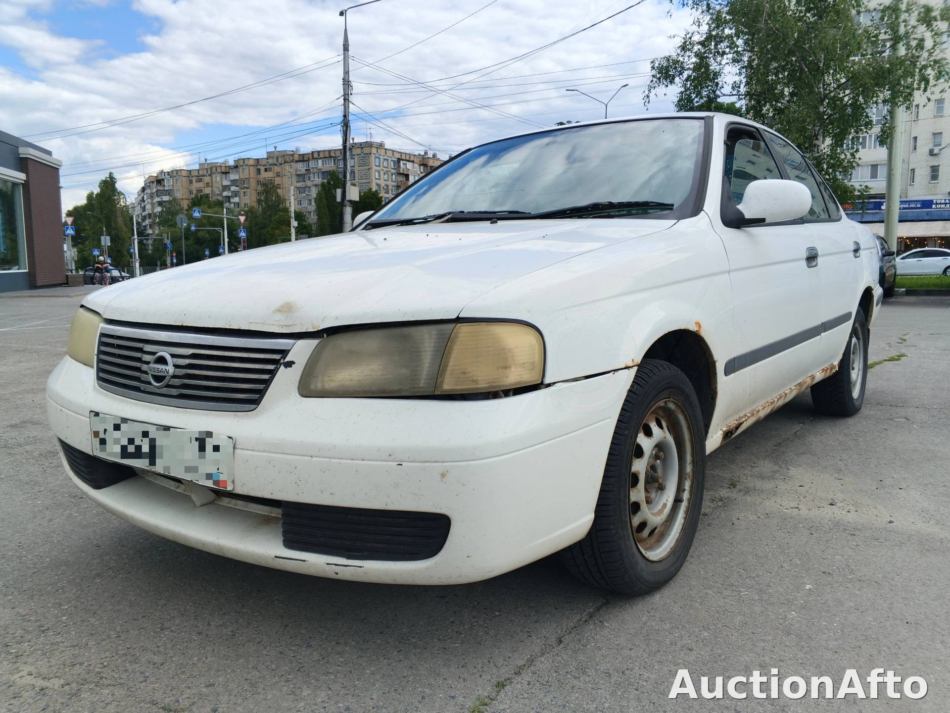 Nissan Sunny 2001 год
