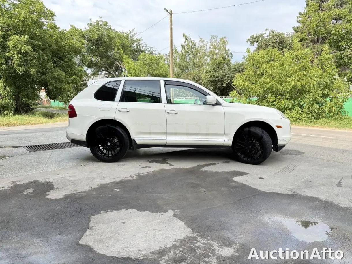 Porsche CAYENNE 2008 год