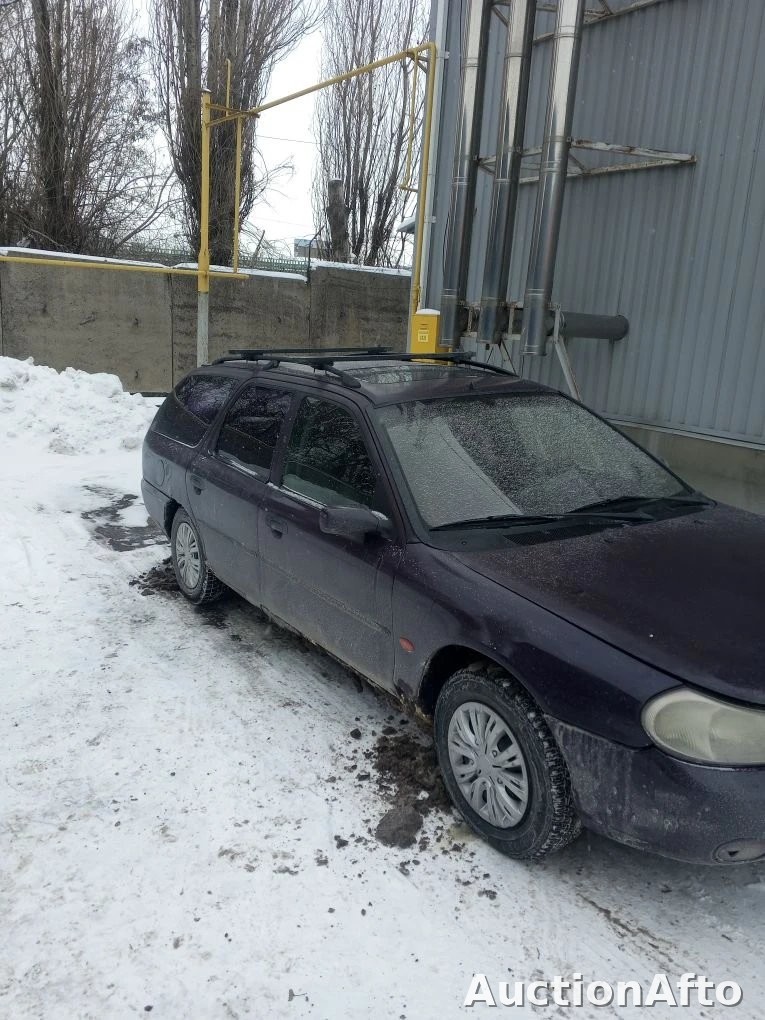 автомобиль FORD MONDEO