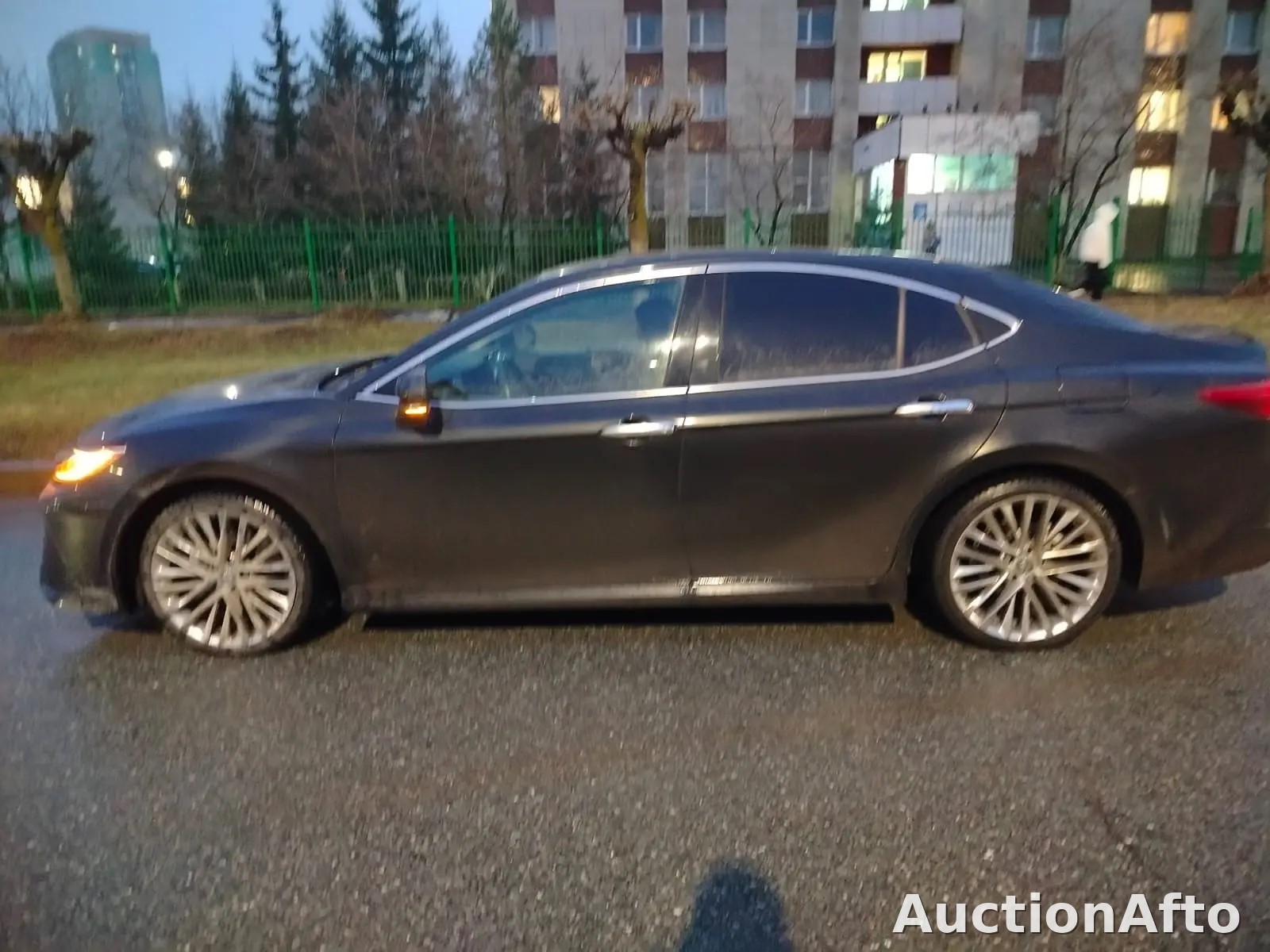 Toyota CAMRY 2024 год