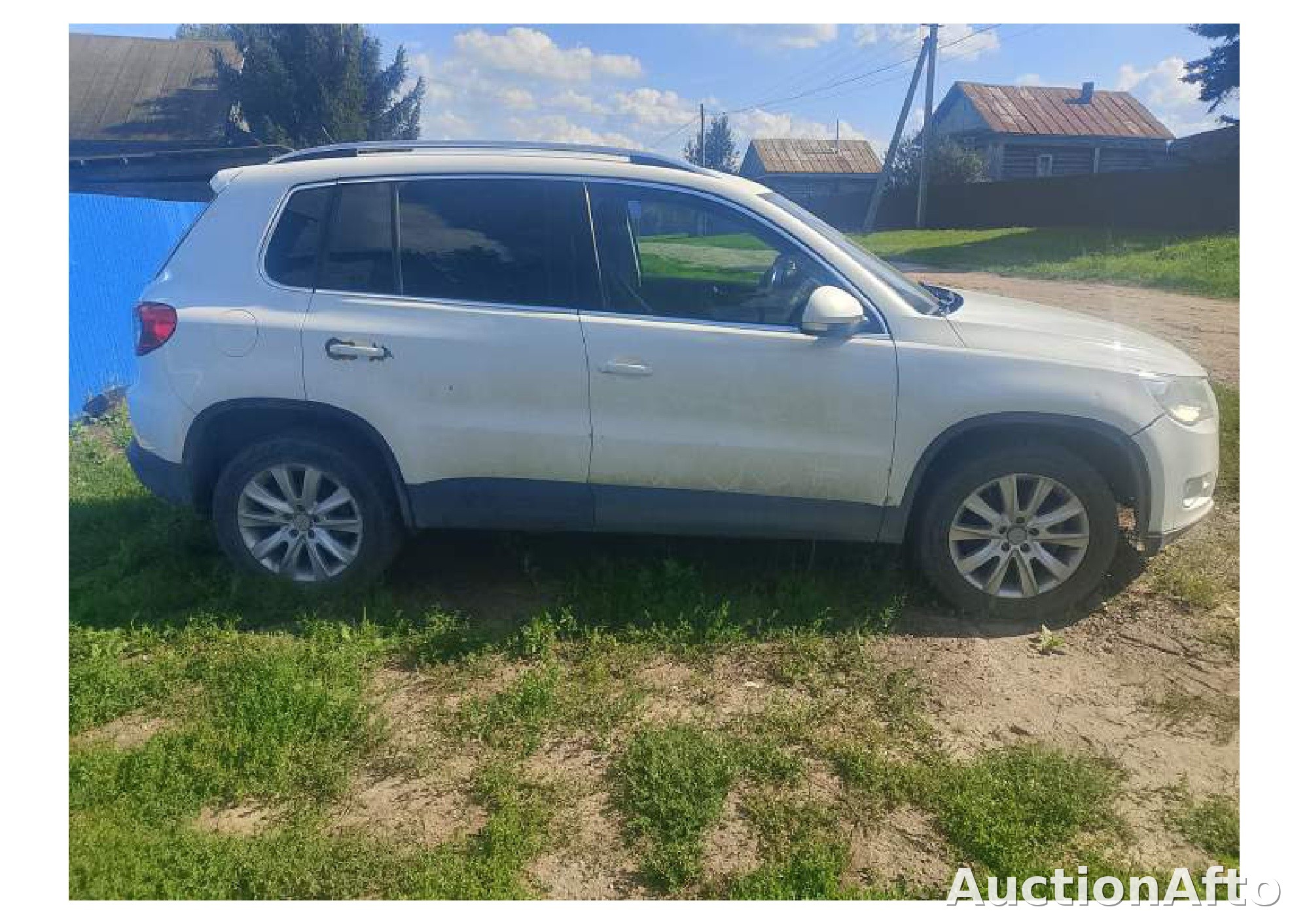 Volkswagen Tiguan 2010 год