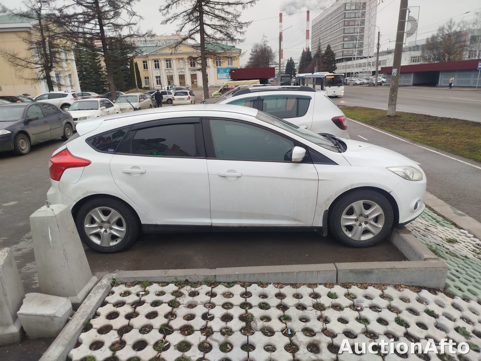 Ford Focus 2013 год