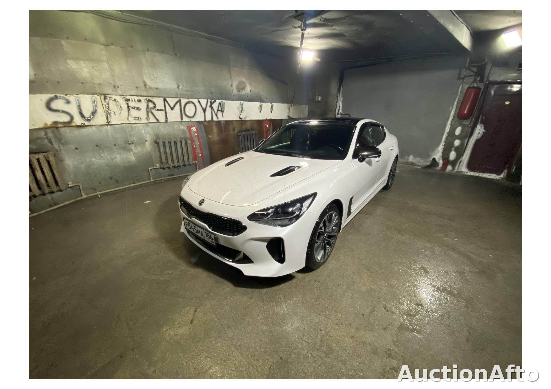 Kia Stinger 2018 год