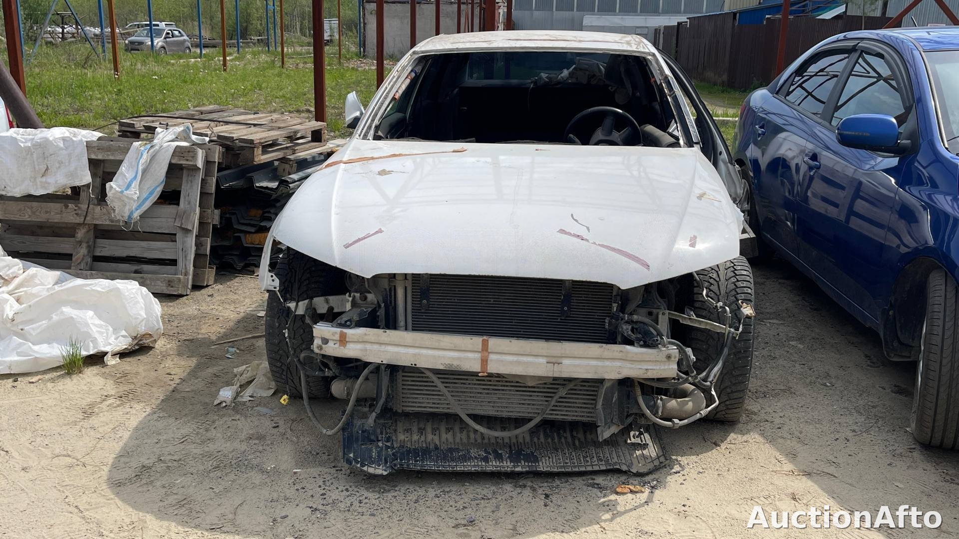 Audi A4 2010 год