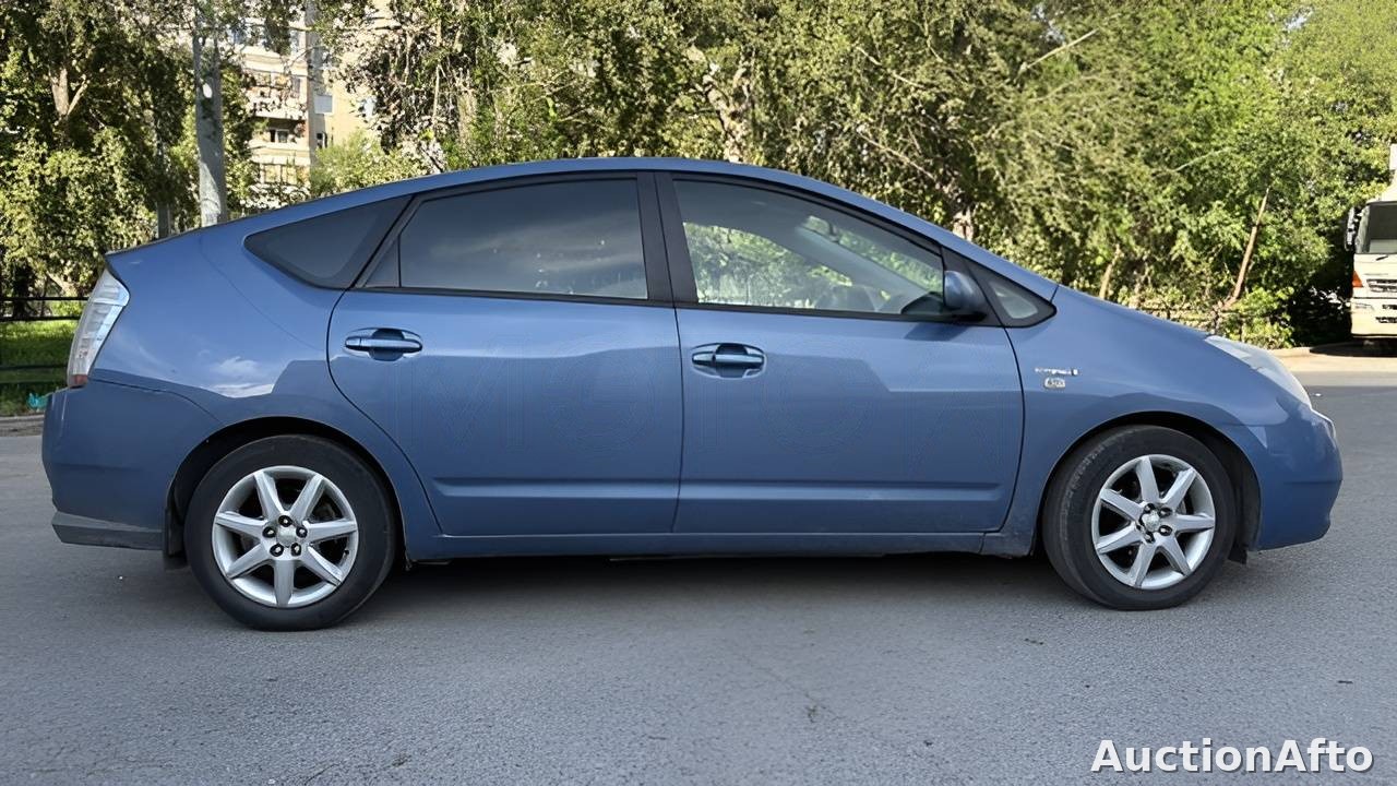 Toyota Prius 2008 год