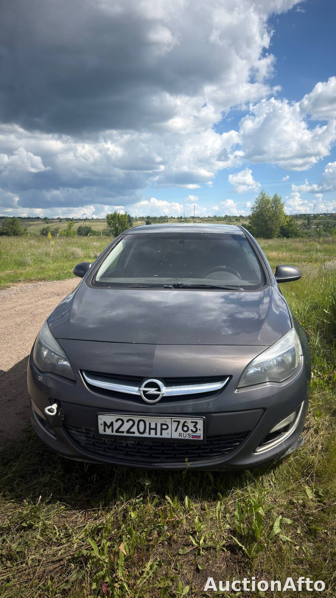 Opel Astra 2012 год