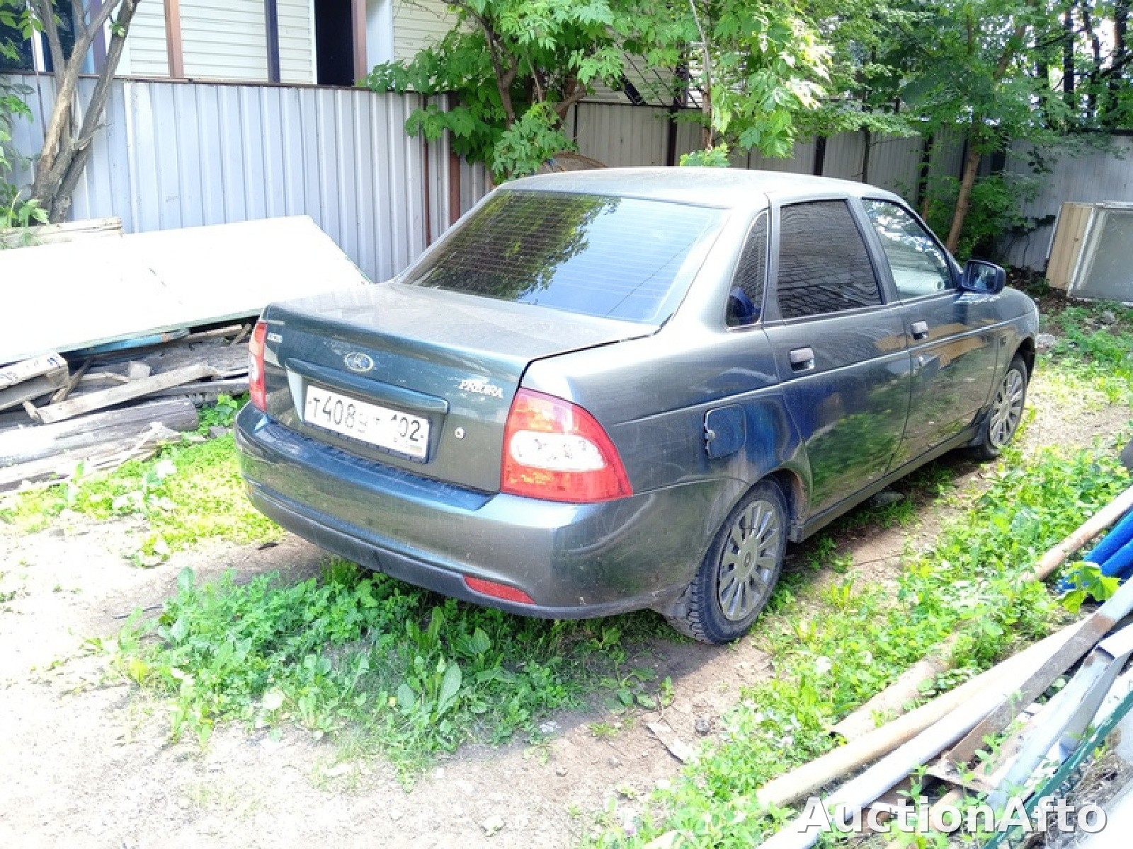 Lada Priora 2011 год