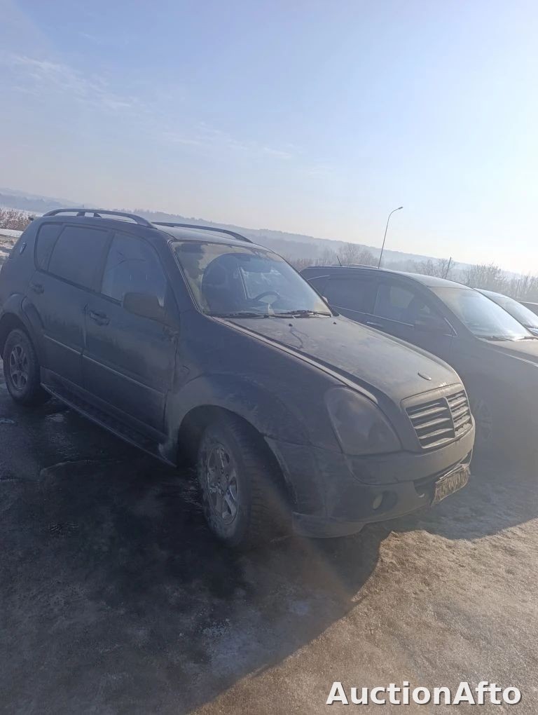 SsangYong Rexton 2010 год