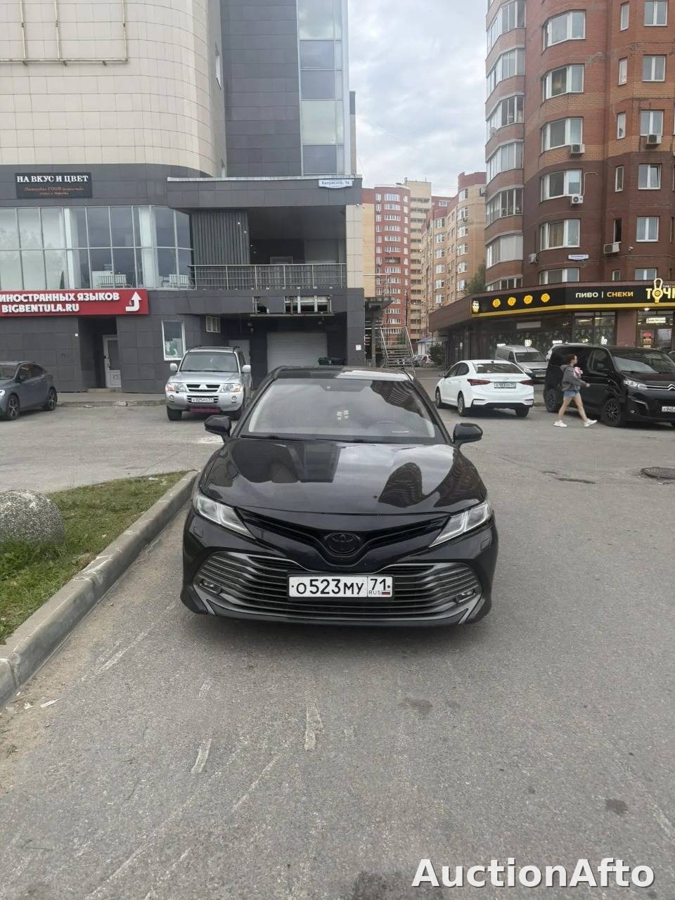 Toyota Camry 2018 год