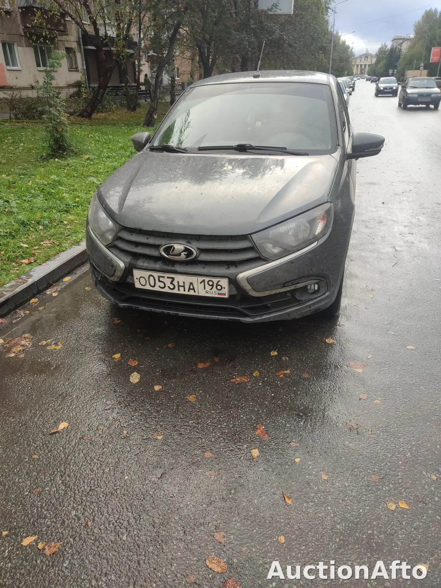 Lada Granta 2018 год