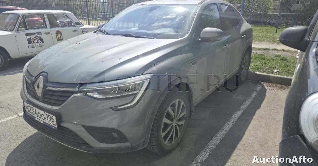 Renault Arkana 2021 год