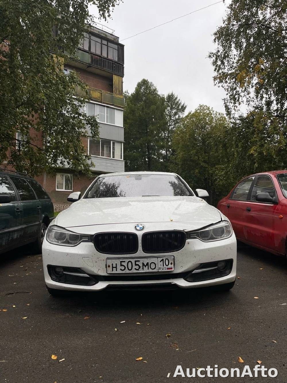 BMW 320 2013 год