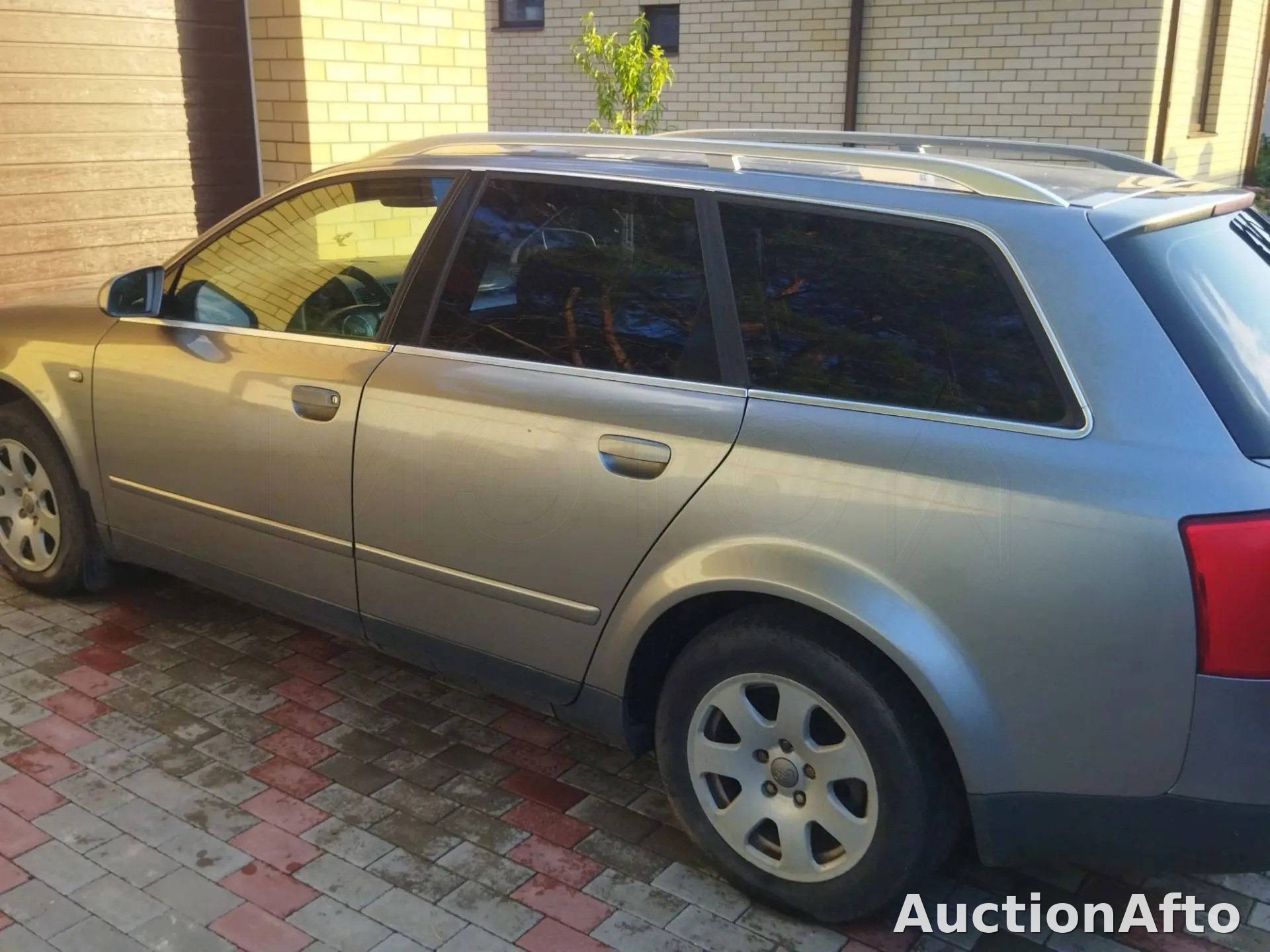 Audi A4 2003 год