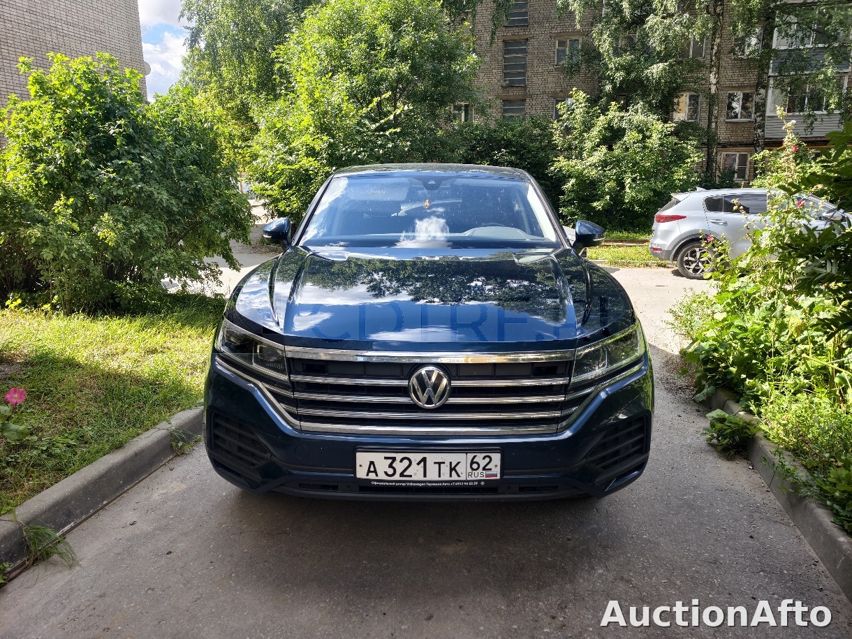 Volkswagen TOUAREG 2019 год