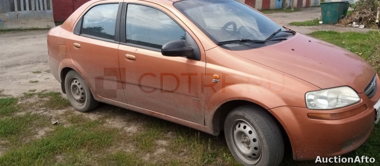 Chevrolet AVEO 2004 год