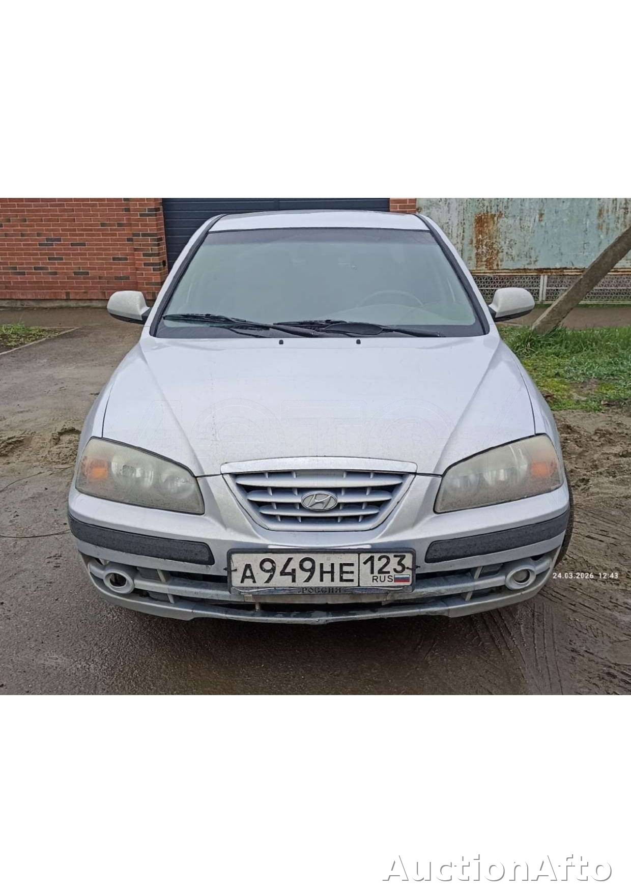 Hyundai Elantra 2010 год