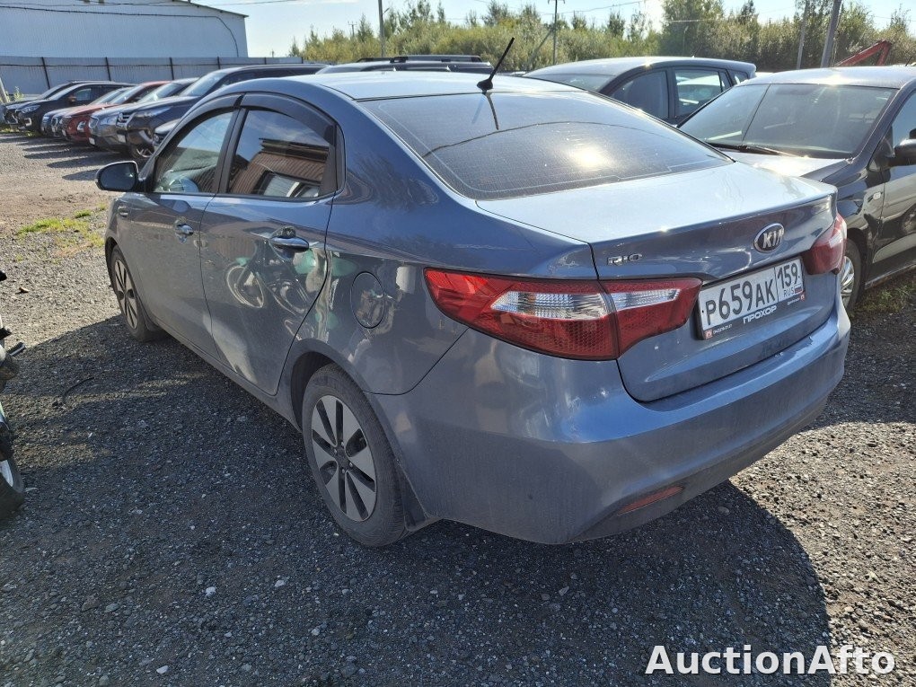 Kia Rio 2013 год