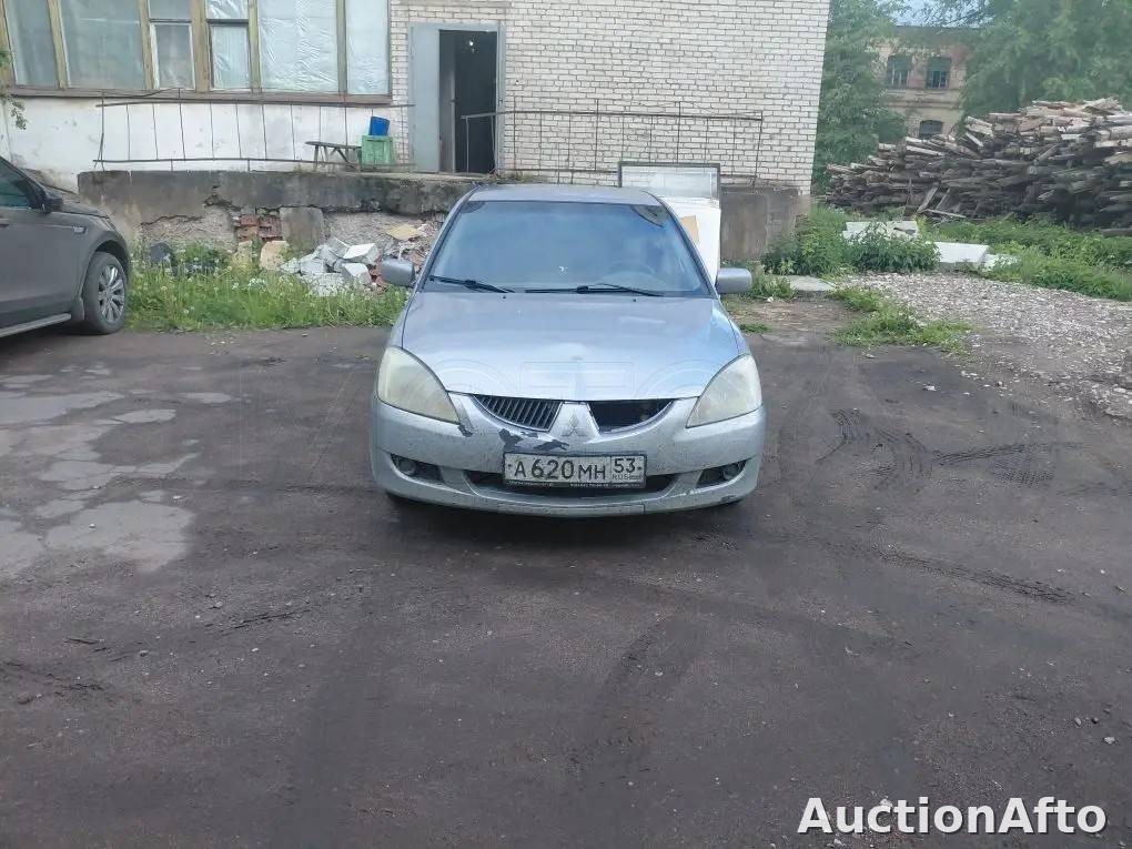 Mitsubishi Lancer 2004 год