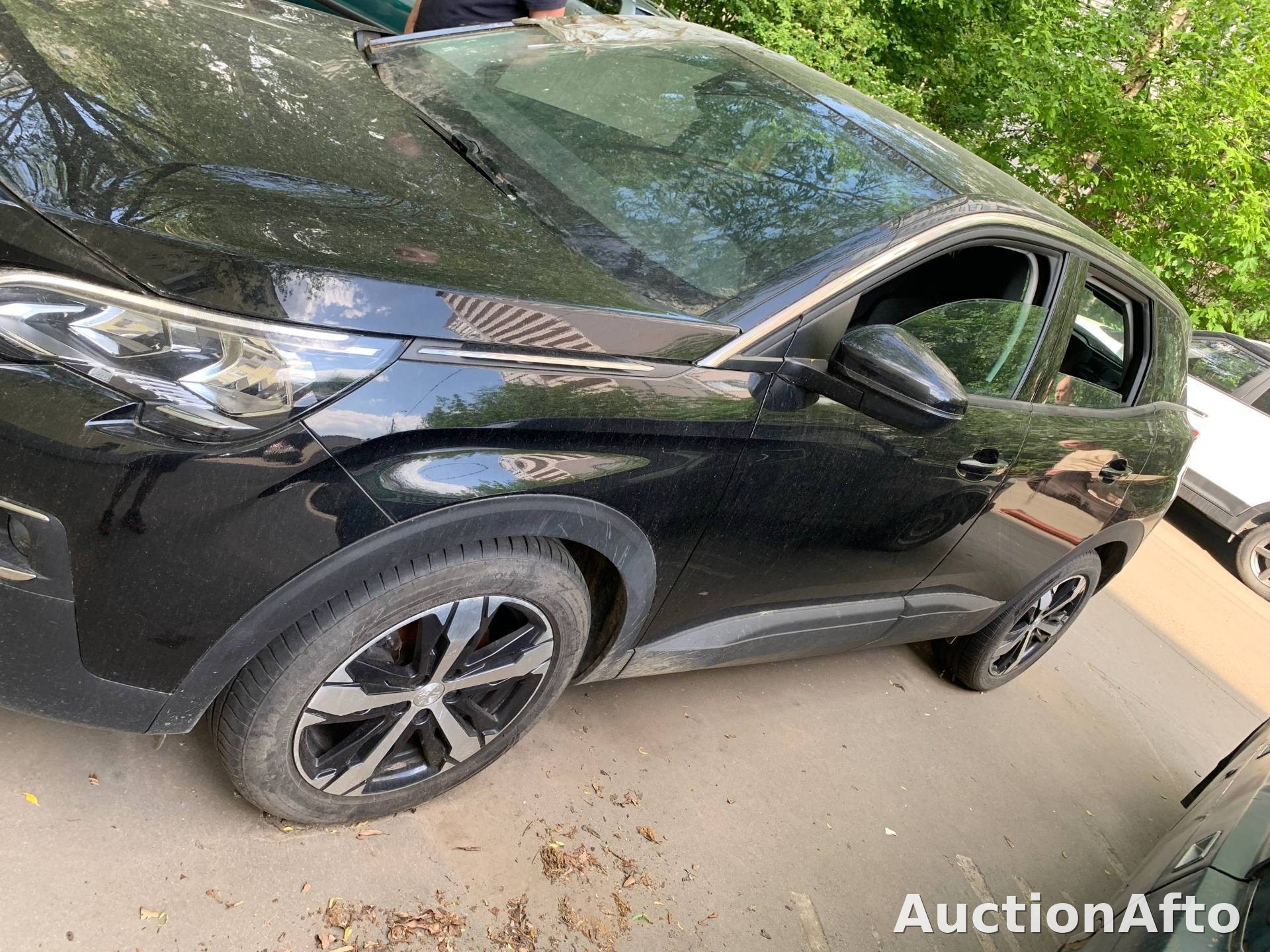 Peugeot 3008 2020 год